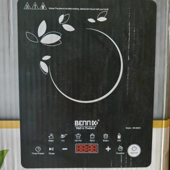 Bếp từ BENIX 666