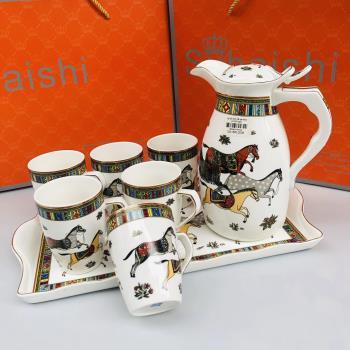 Bộ cốc bình nắp gài khay sứ hình ngựa