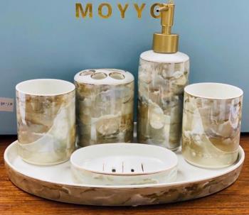 Bộ nhà tắm sứ khay bầu dục