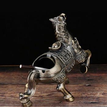 Gạt tàn đồng ngựa phi